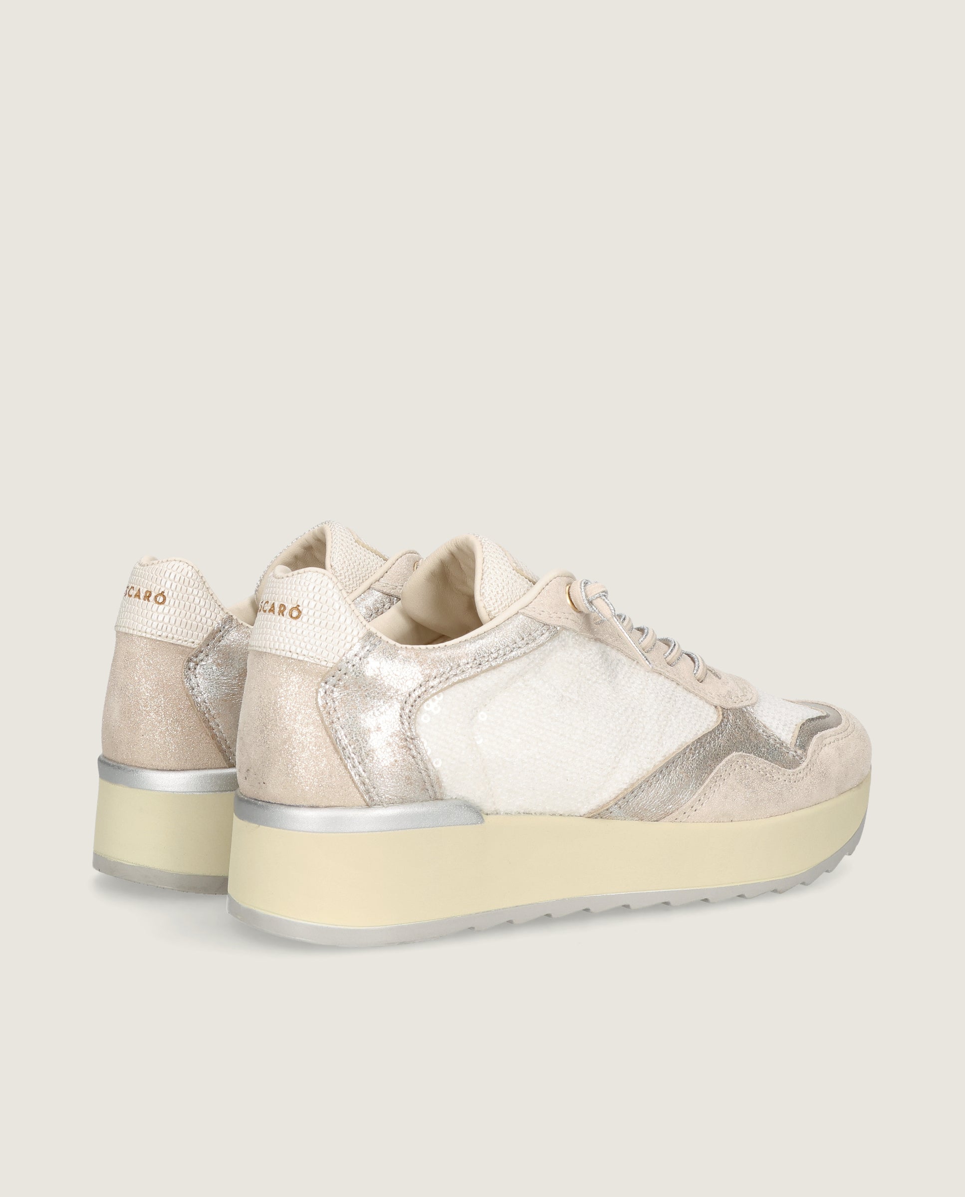Amaya sneaker in beige leather
