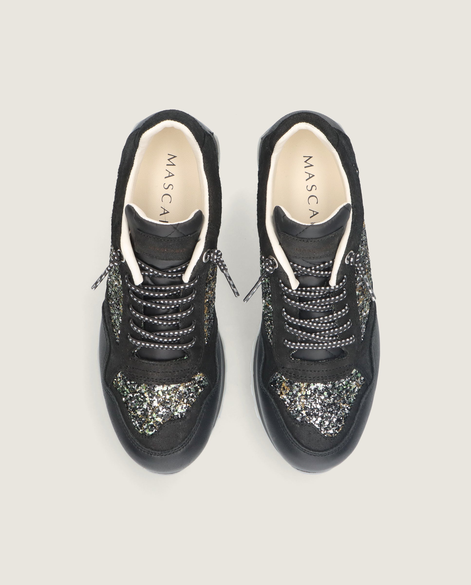 Deportivos Steffi Negros Piel