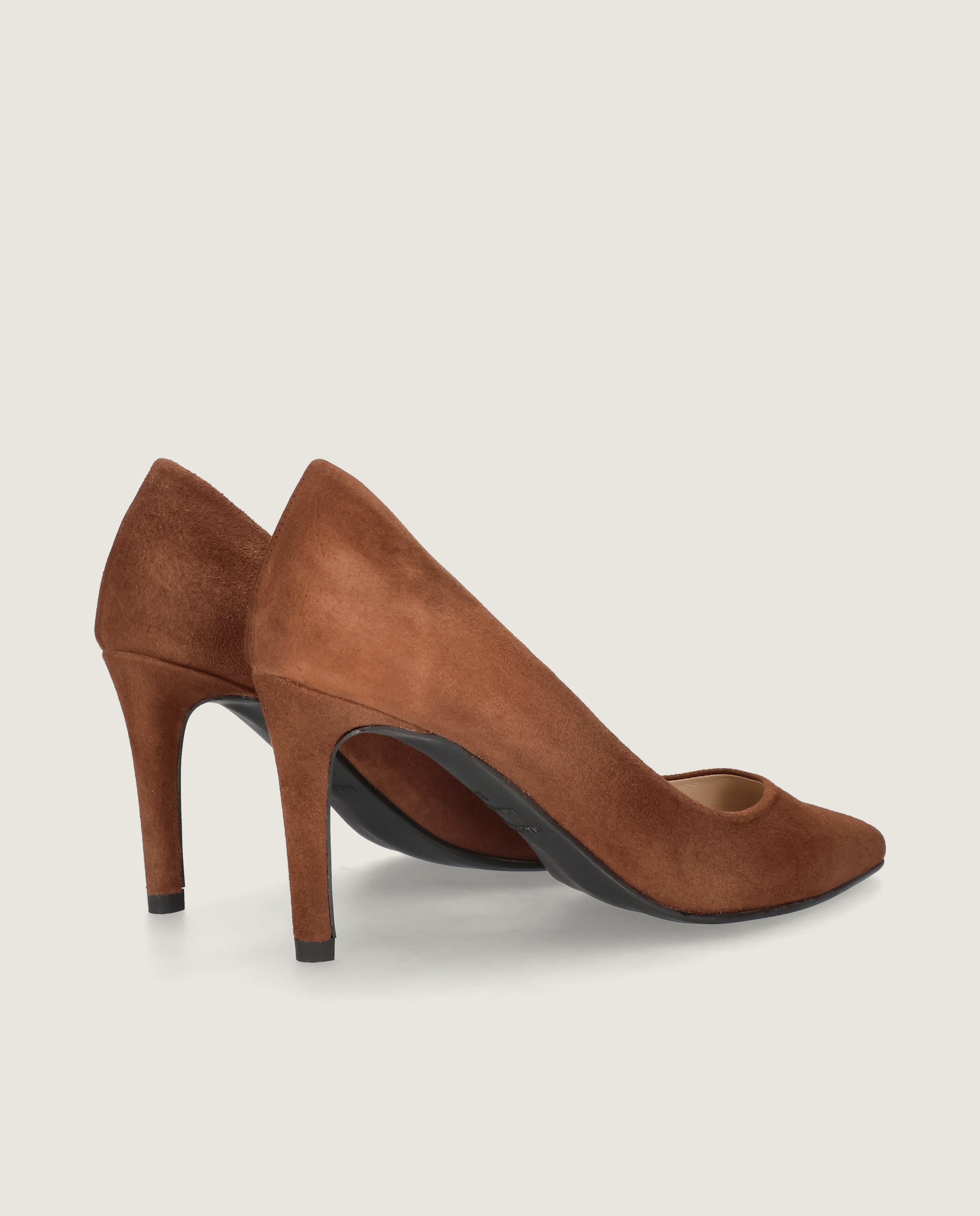 Salon Renata Marrones Ante