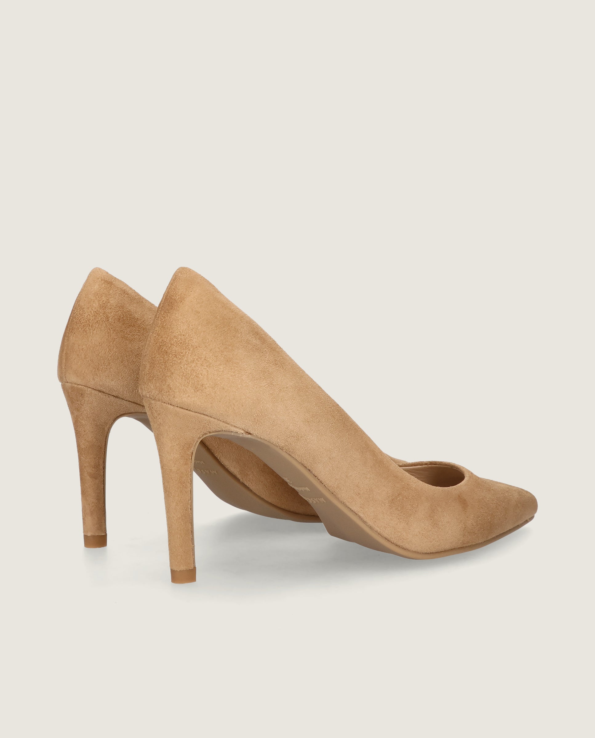 Salon Renata Marrones Ante