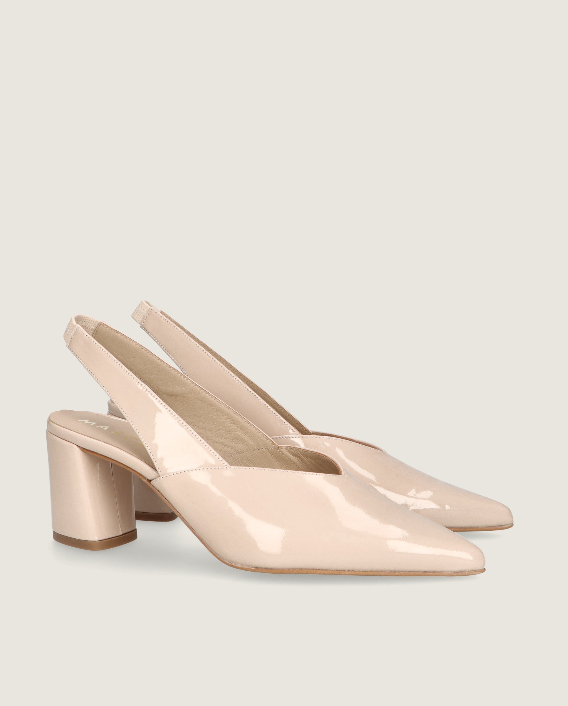 Salon Phoebe Rosas Charol