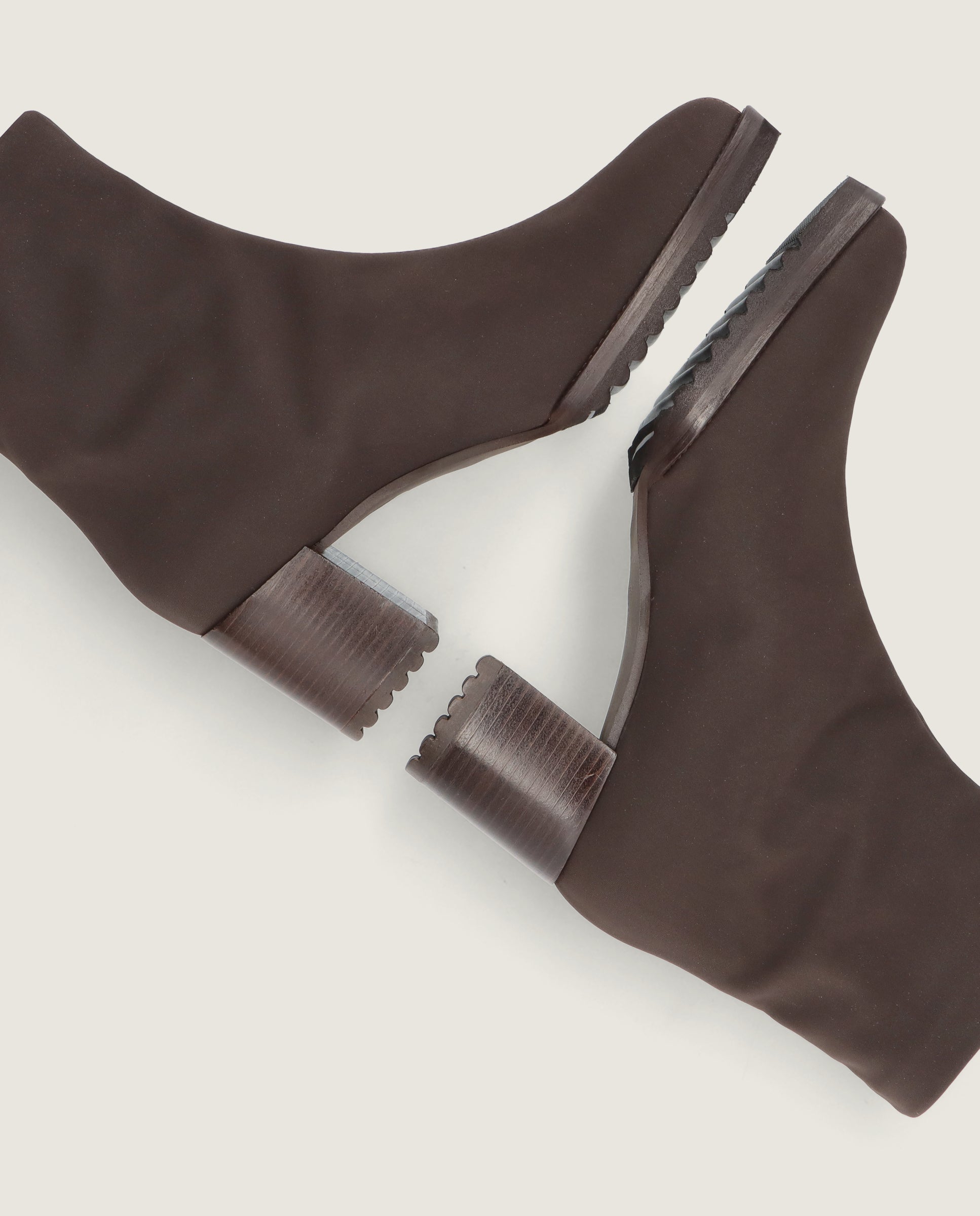 Botines Cindy Marrones Tejidos