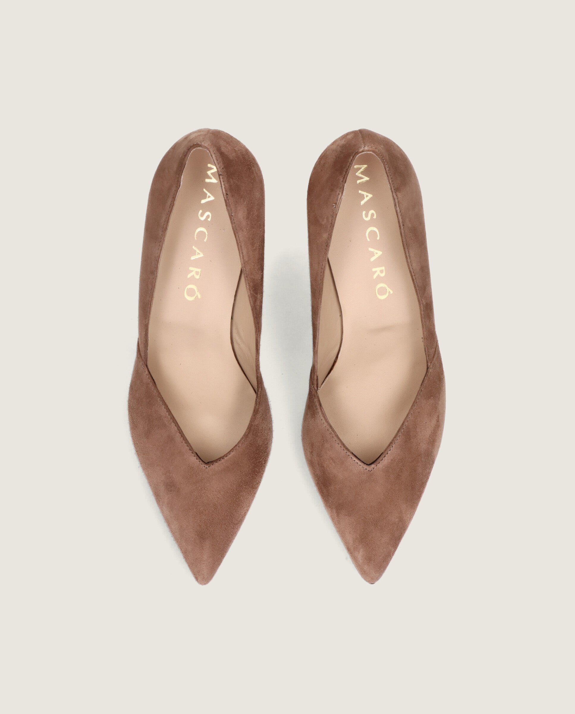 Salon Phoebe Marrones Ante