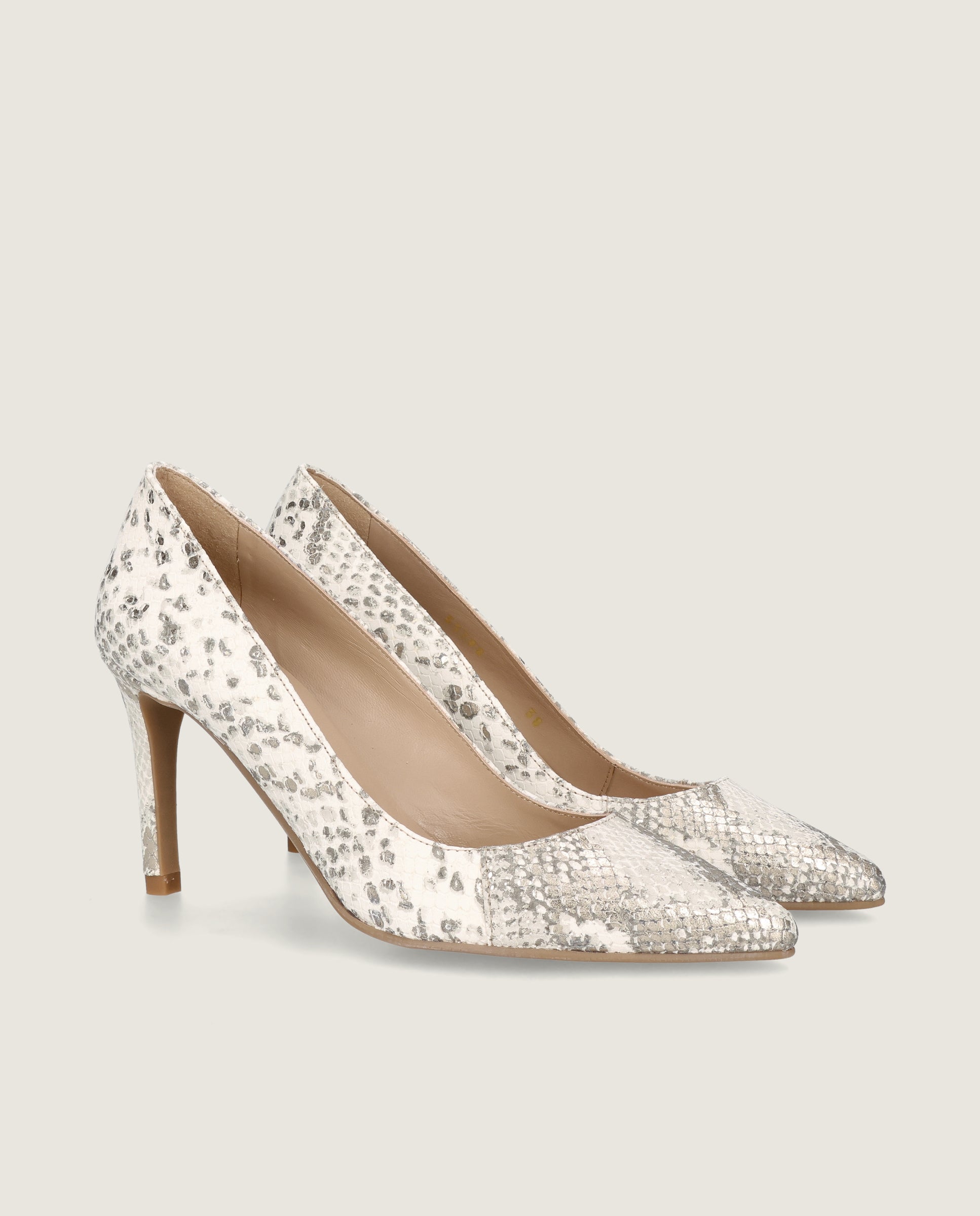 Imagen de Salon Renata Dorados Pieles estampadas por Mascaro