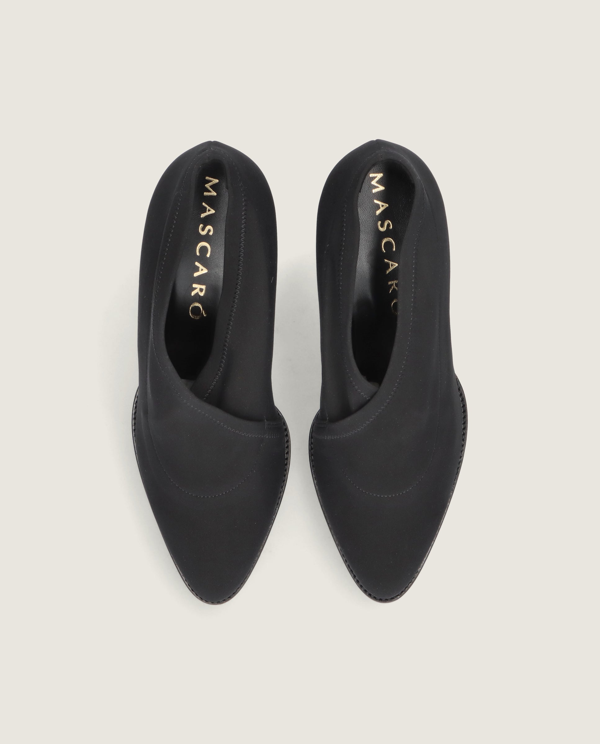 Zapatos Abotinados Cindy Negros Tejidos