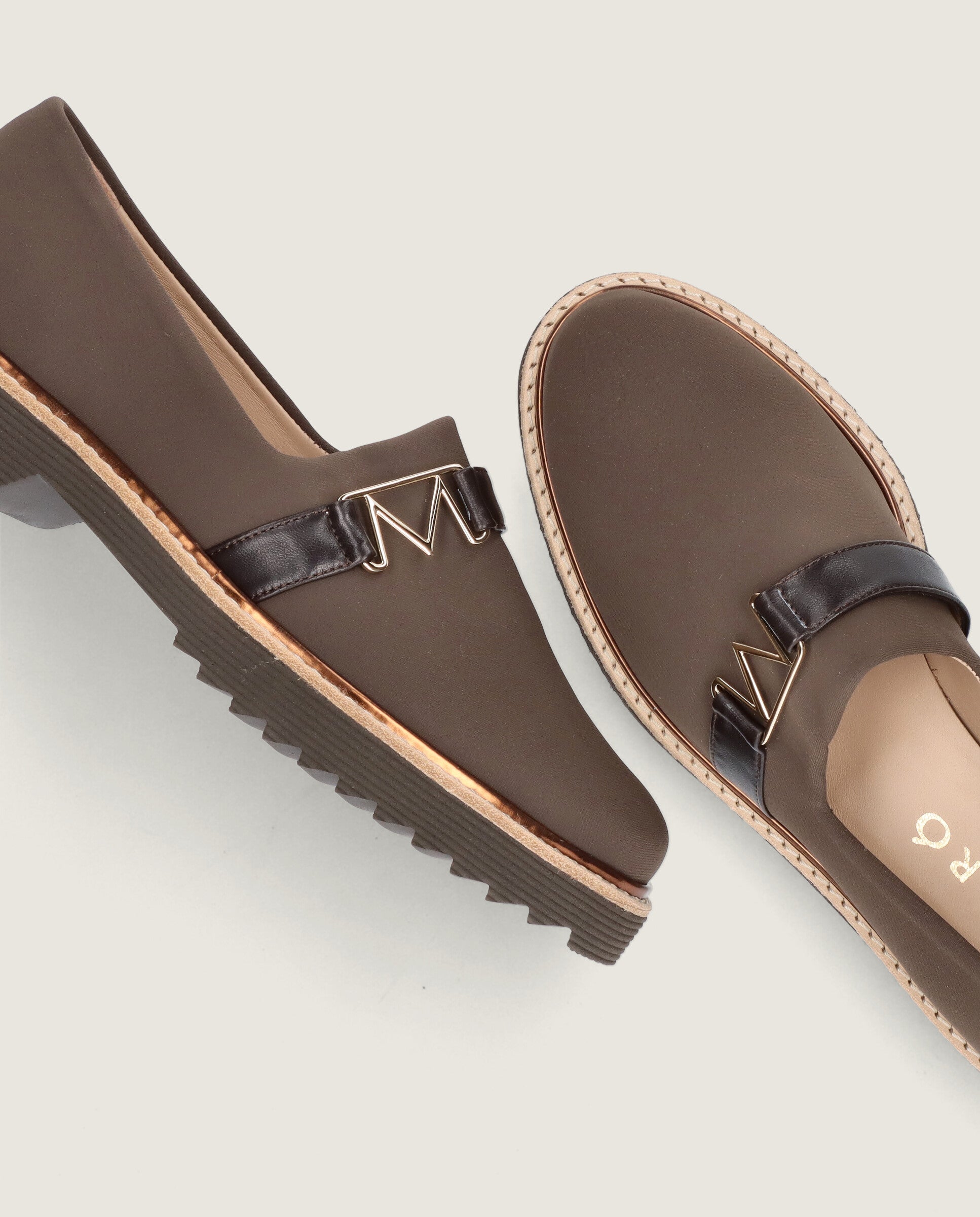 Loafers Charlize Marrones Tejidos