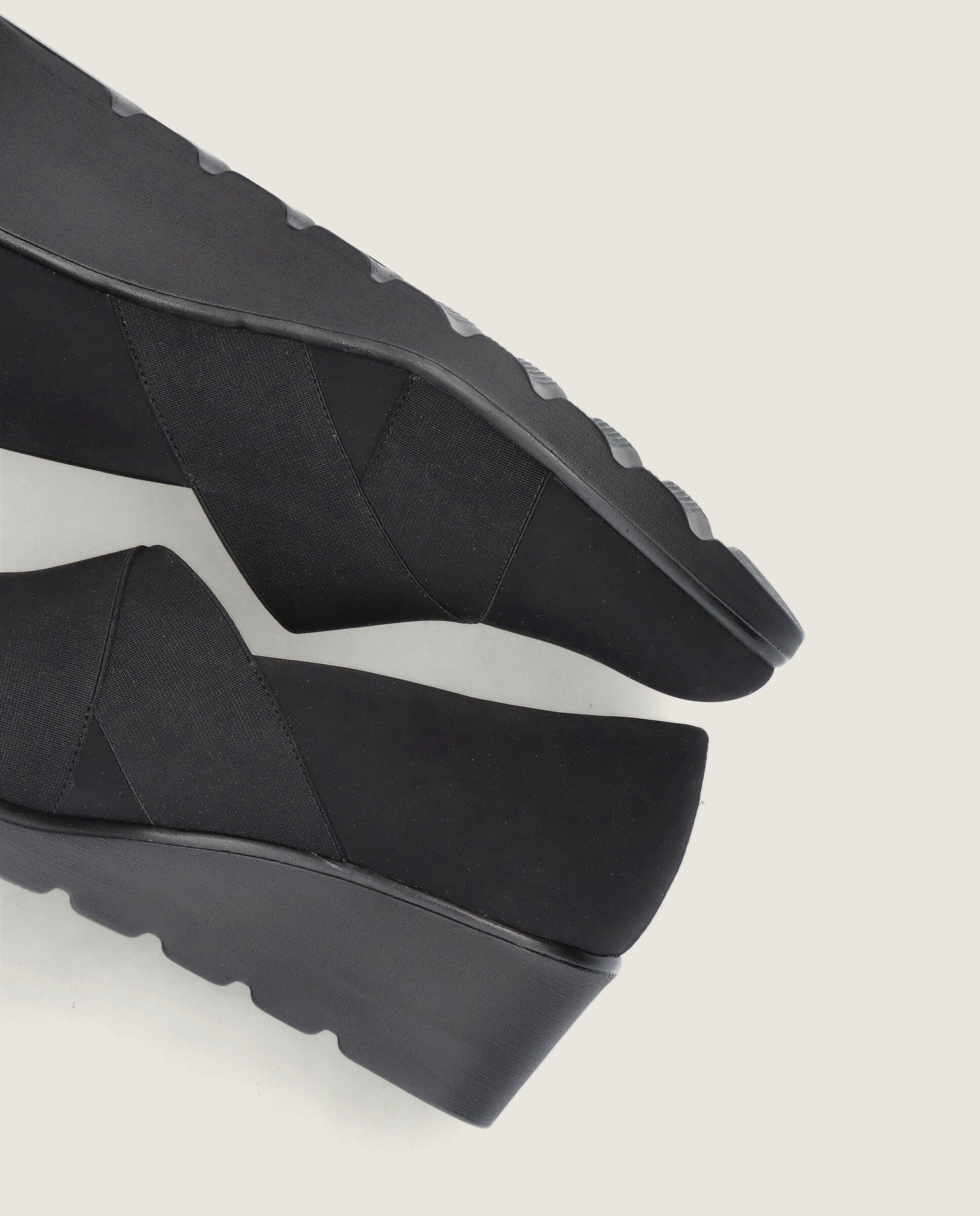 Salon Margaret Negros Tejidos