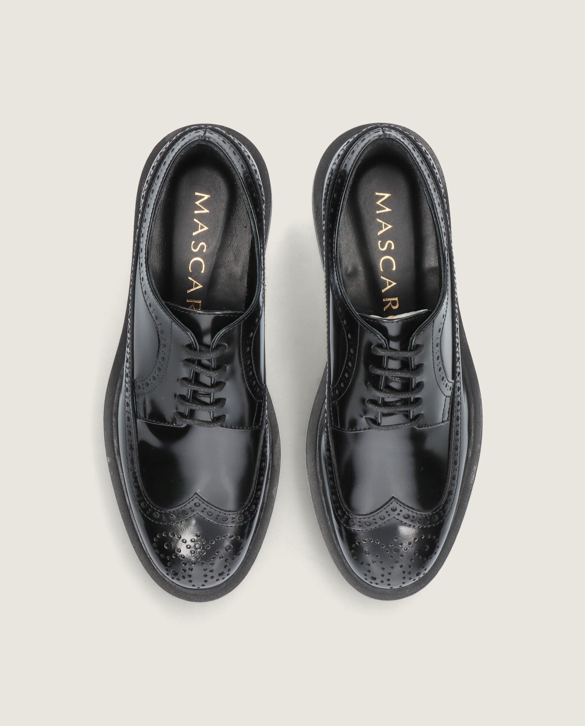 Zapatos Acordonados Ashley Negros Piel