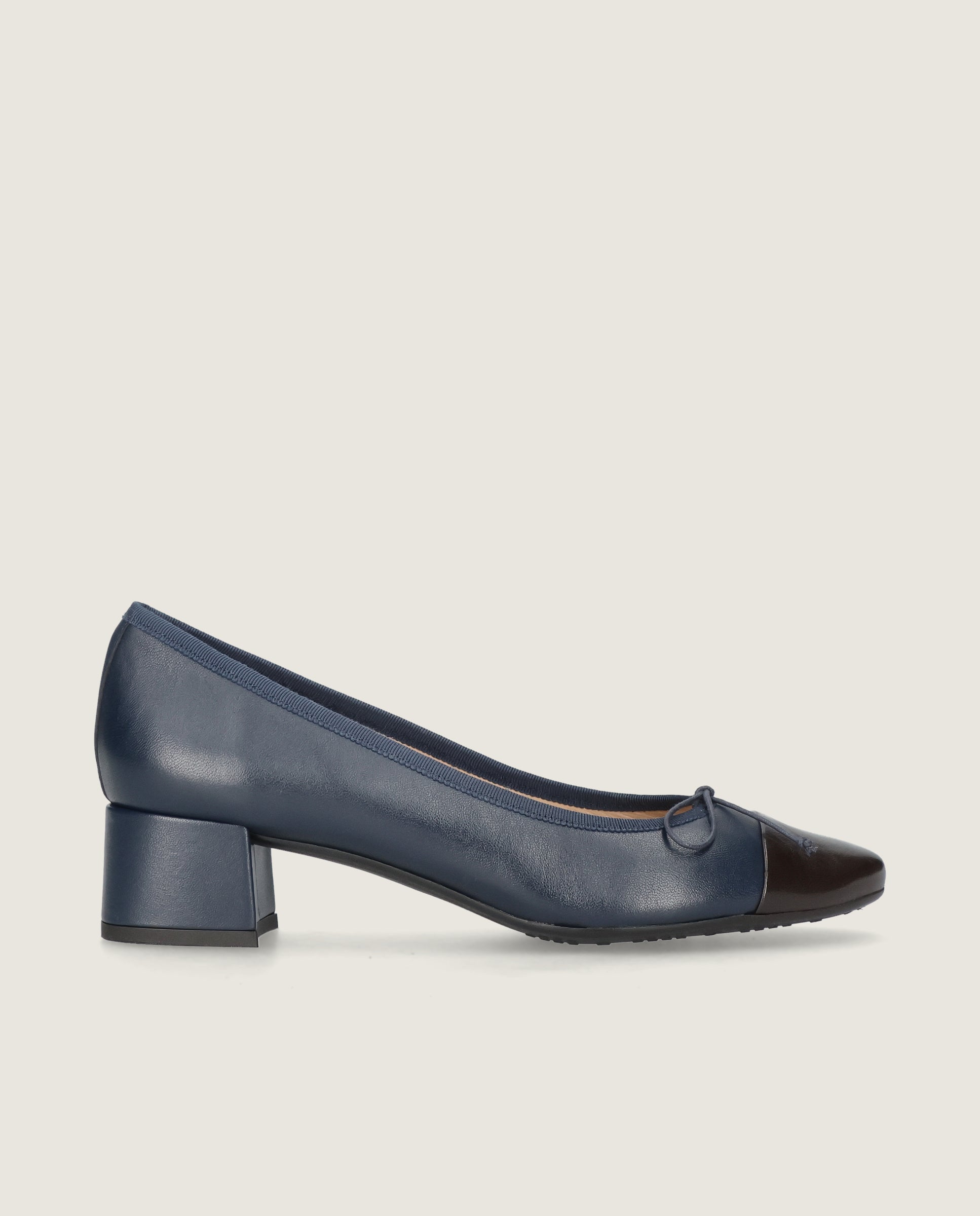 Luisa Blue Leather Pumps