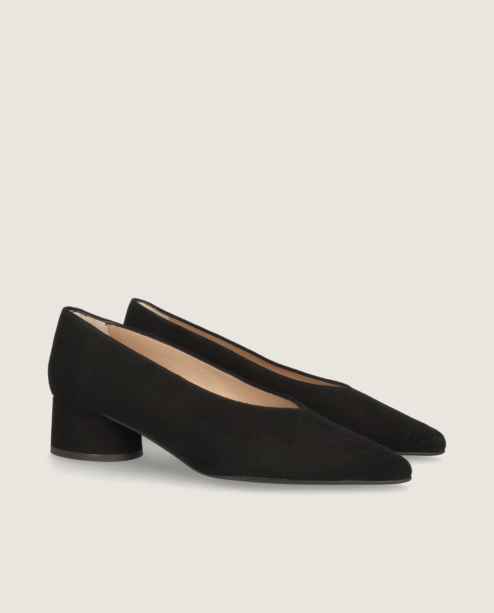 Image of Holly Pump in black suede by Mascaro