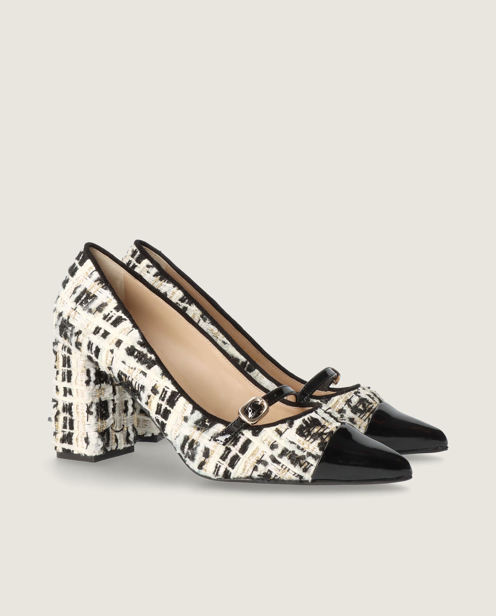 Salon Renata Negros Tejidos