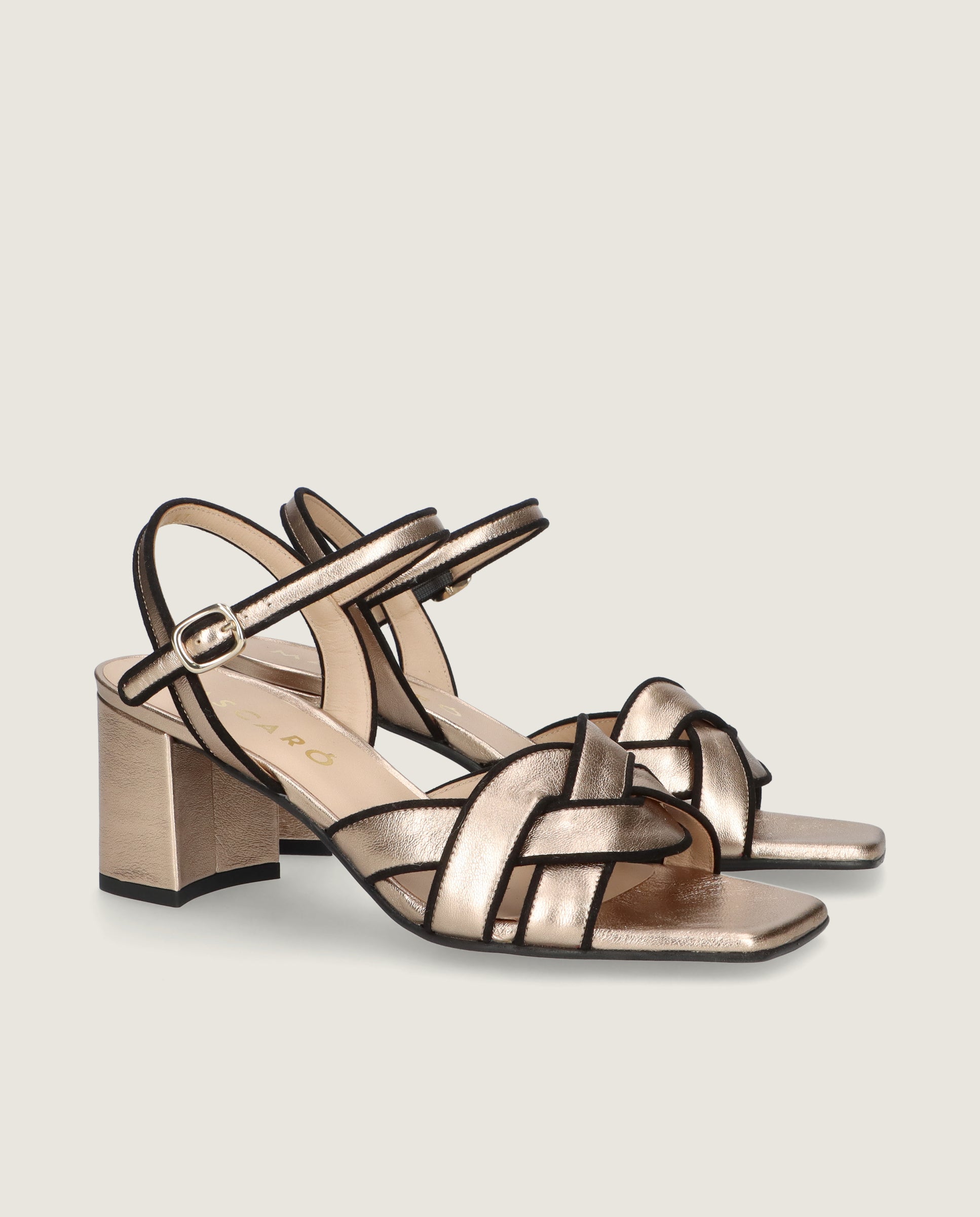 Sandalias Annie Dorados Pieles Metalizadas