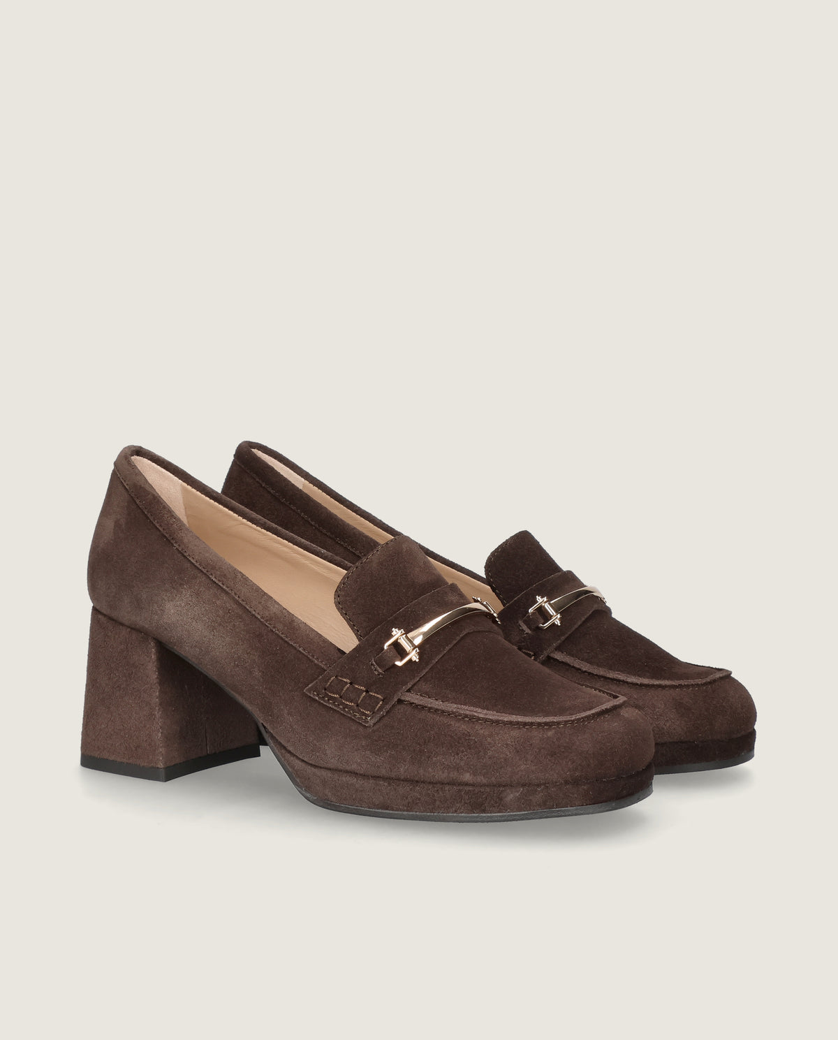 Bild von Gillian Loafers in Braunem Wildleder von Mascaro