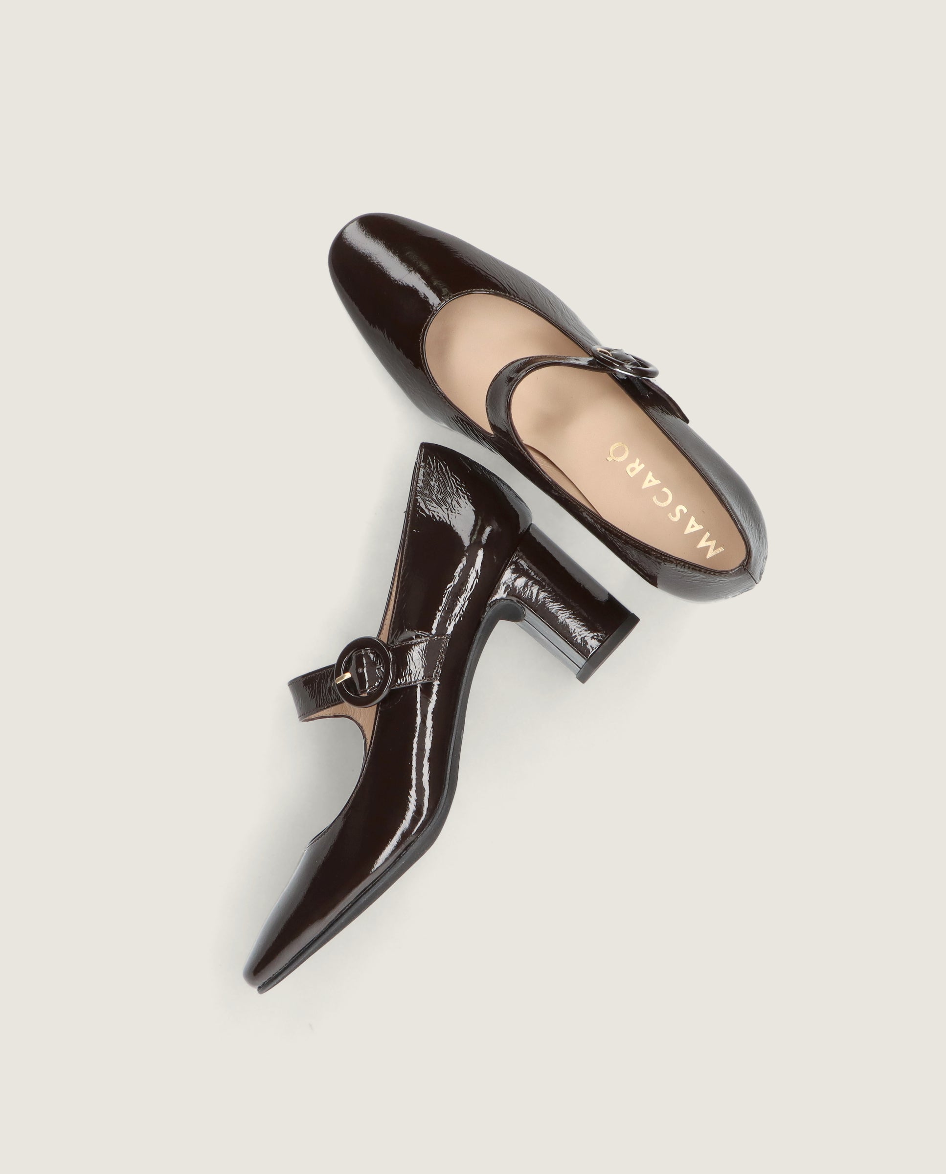 Salon Freja Marrones Charol