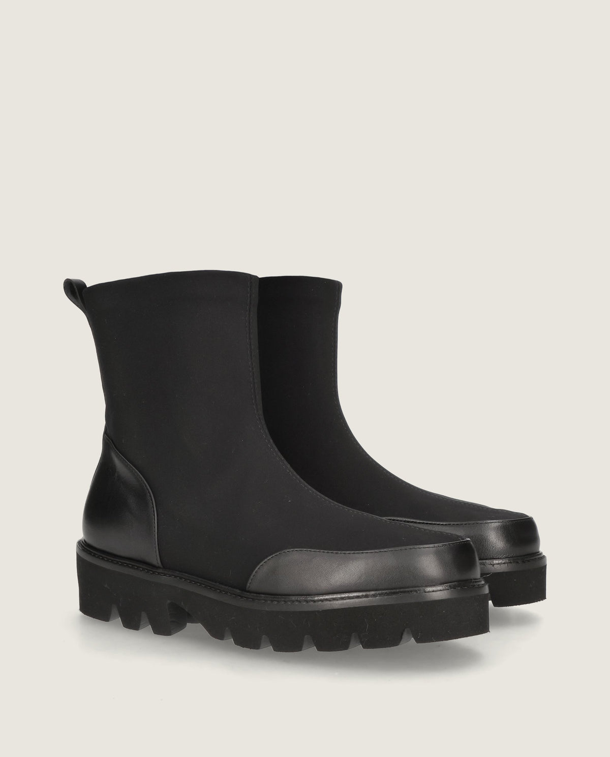 Botines Iris Negros Tejidos