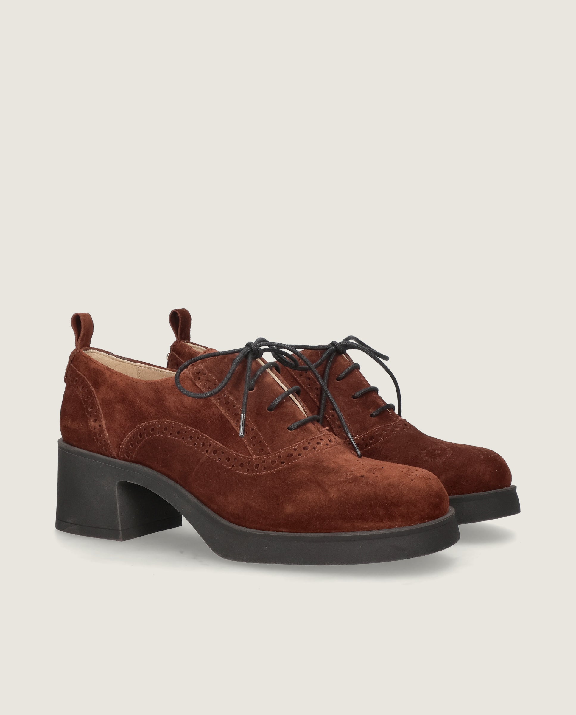 Zapatos Acordonados Lilou Marrones Ante