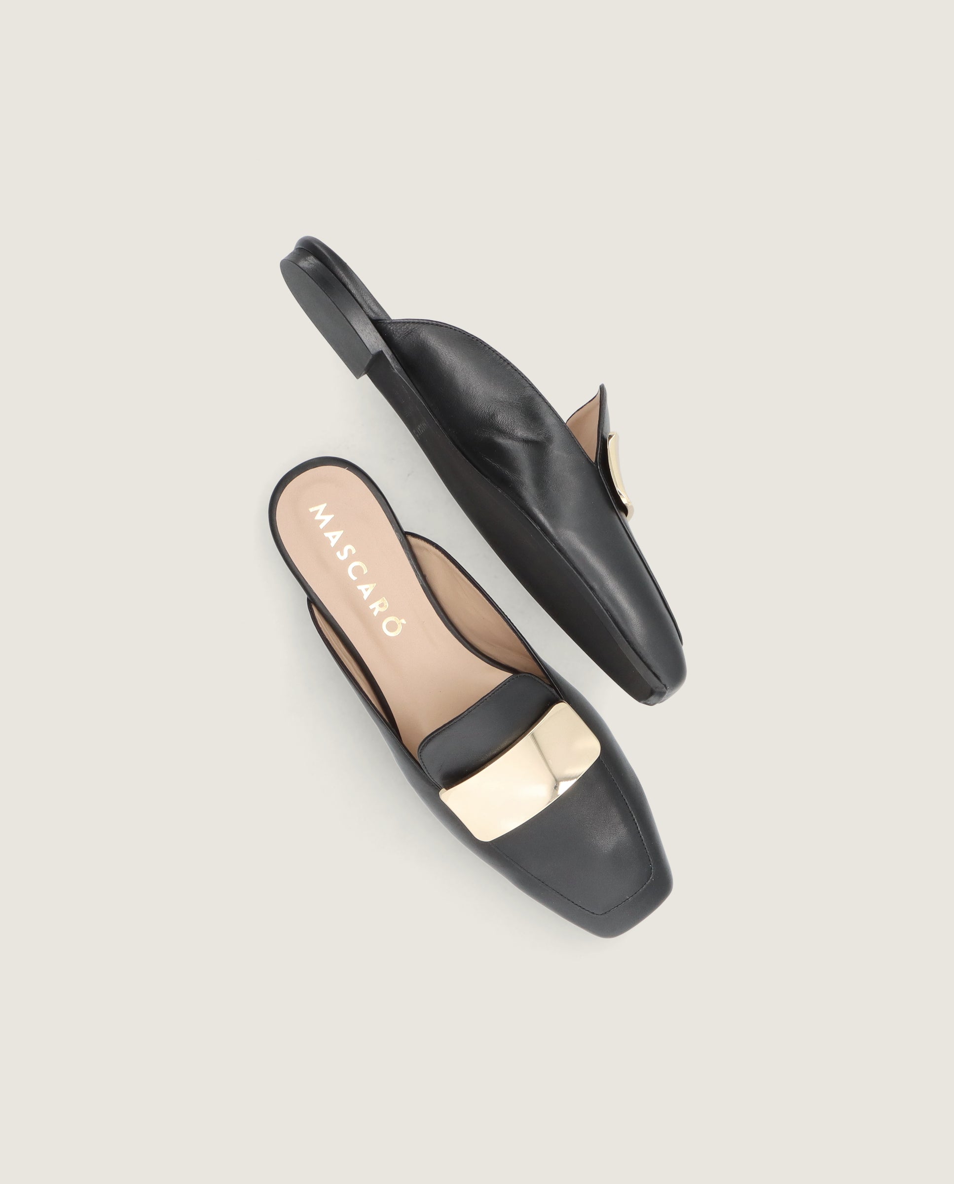 Mules Camille Negros Piel