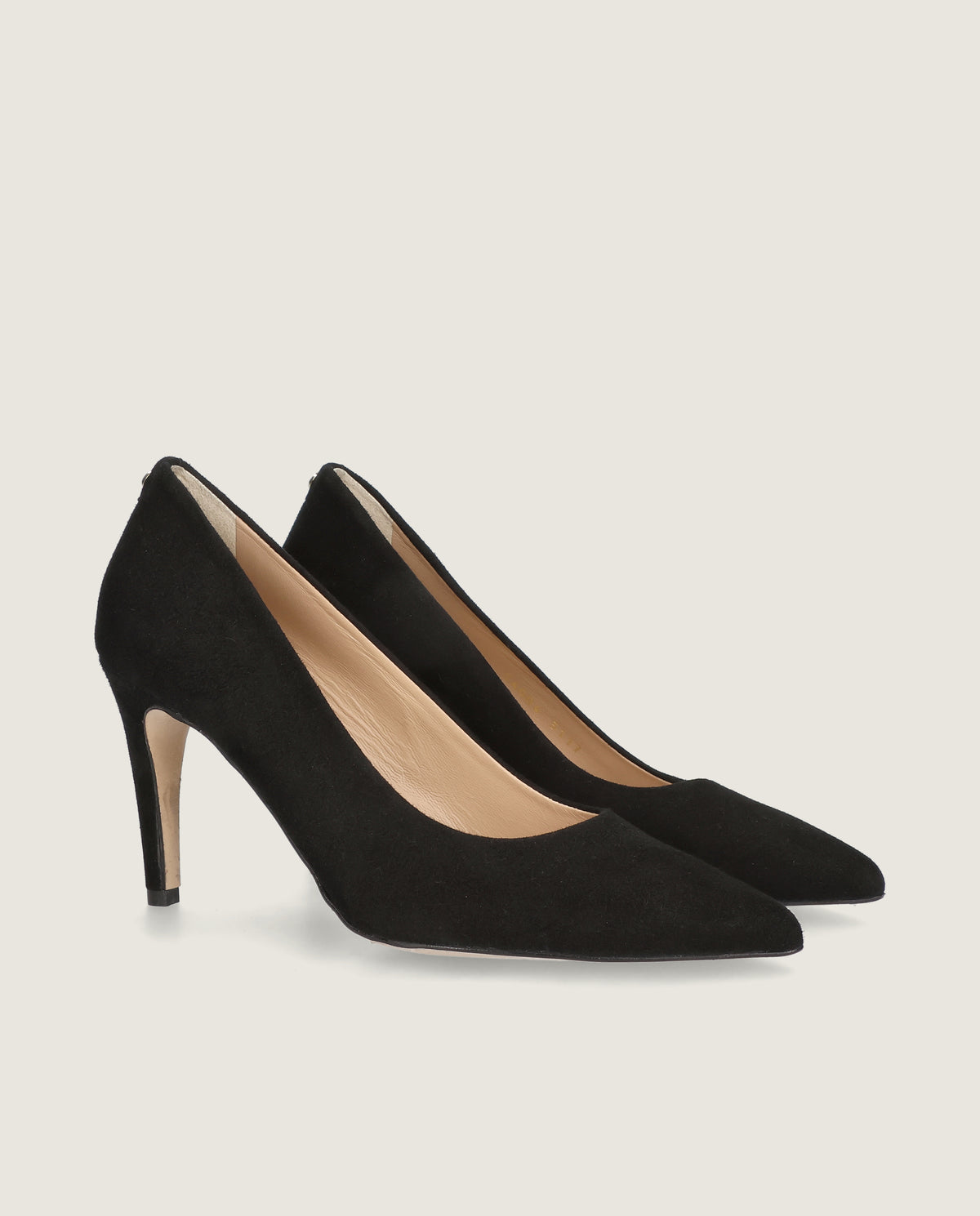 Image de Alya Pumps in schwarzem wildleder par Mascaro
