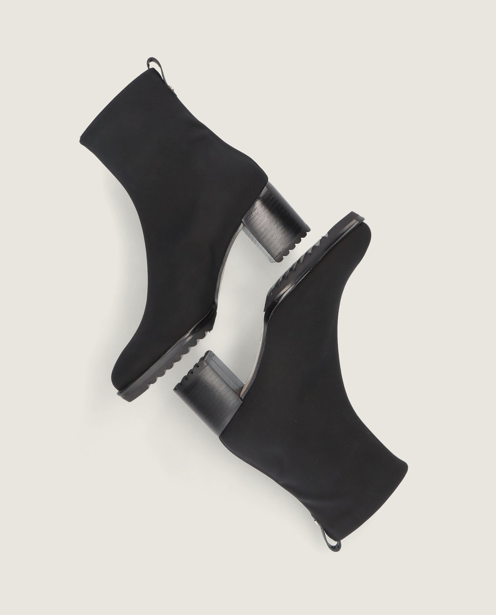 Botines Cindy Negros Tejidos