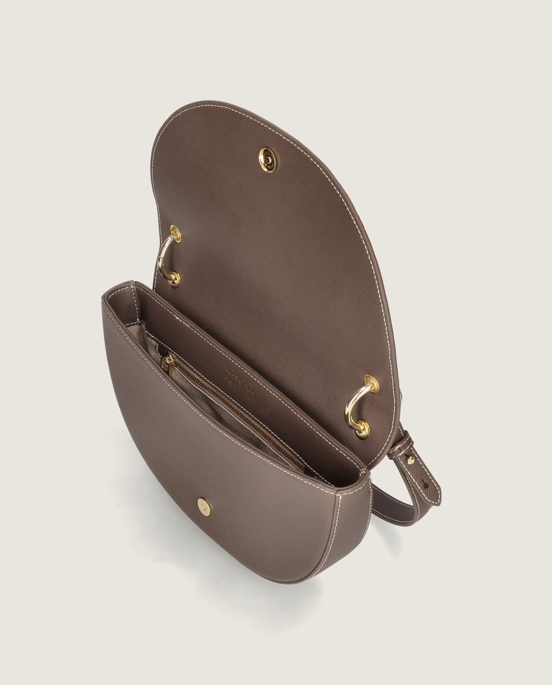 Sella bag in brown leather