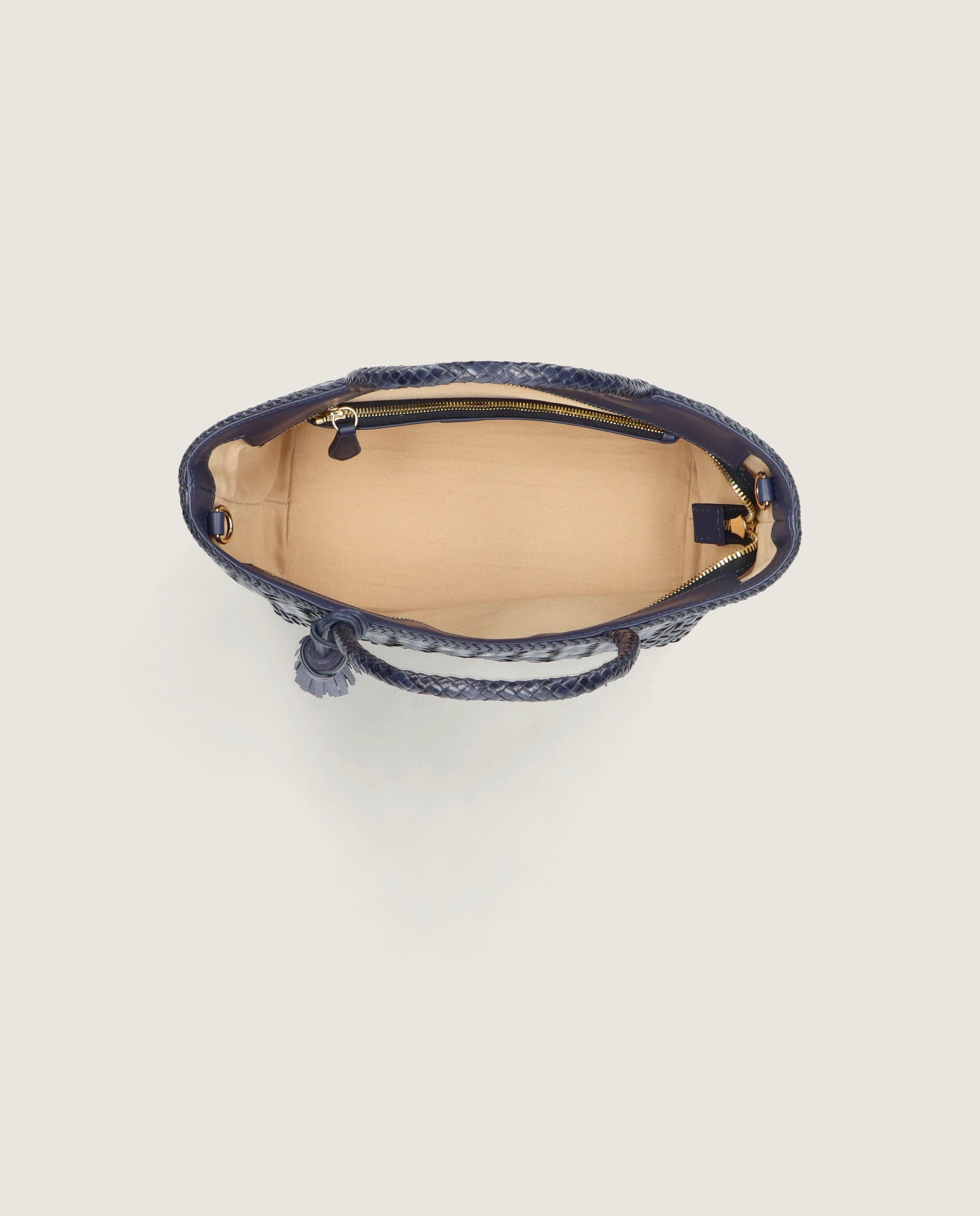 Bolso tote trenzado en piel azul marino