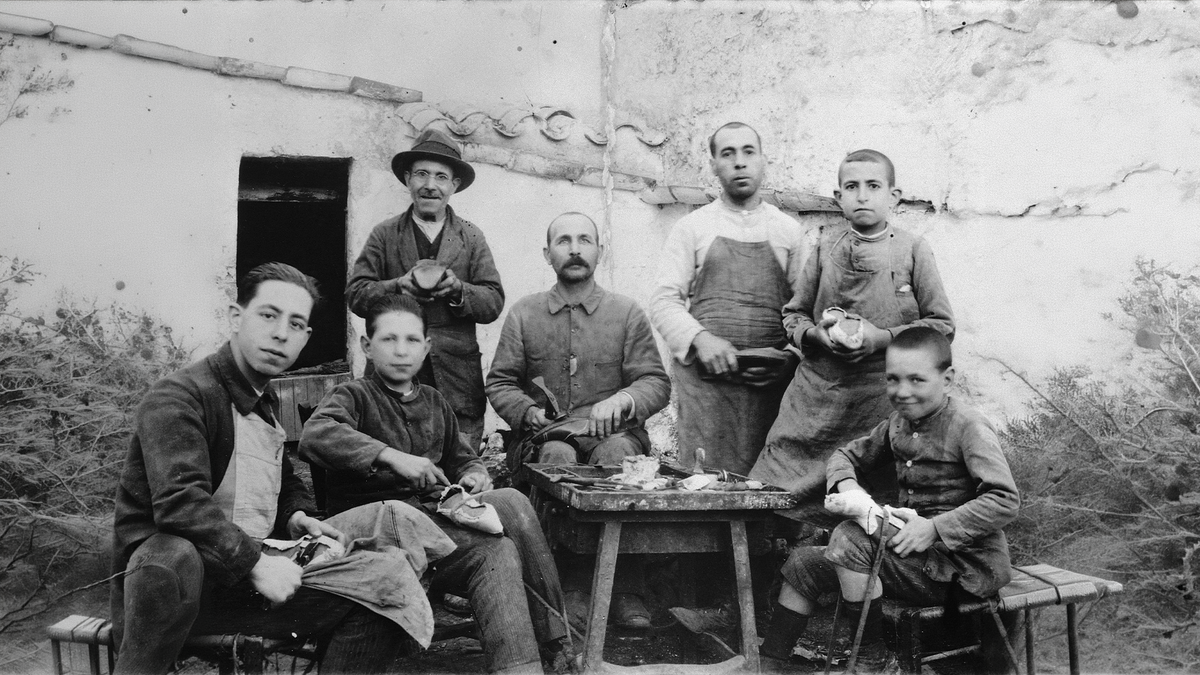 Los fundadores, 1918