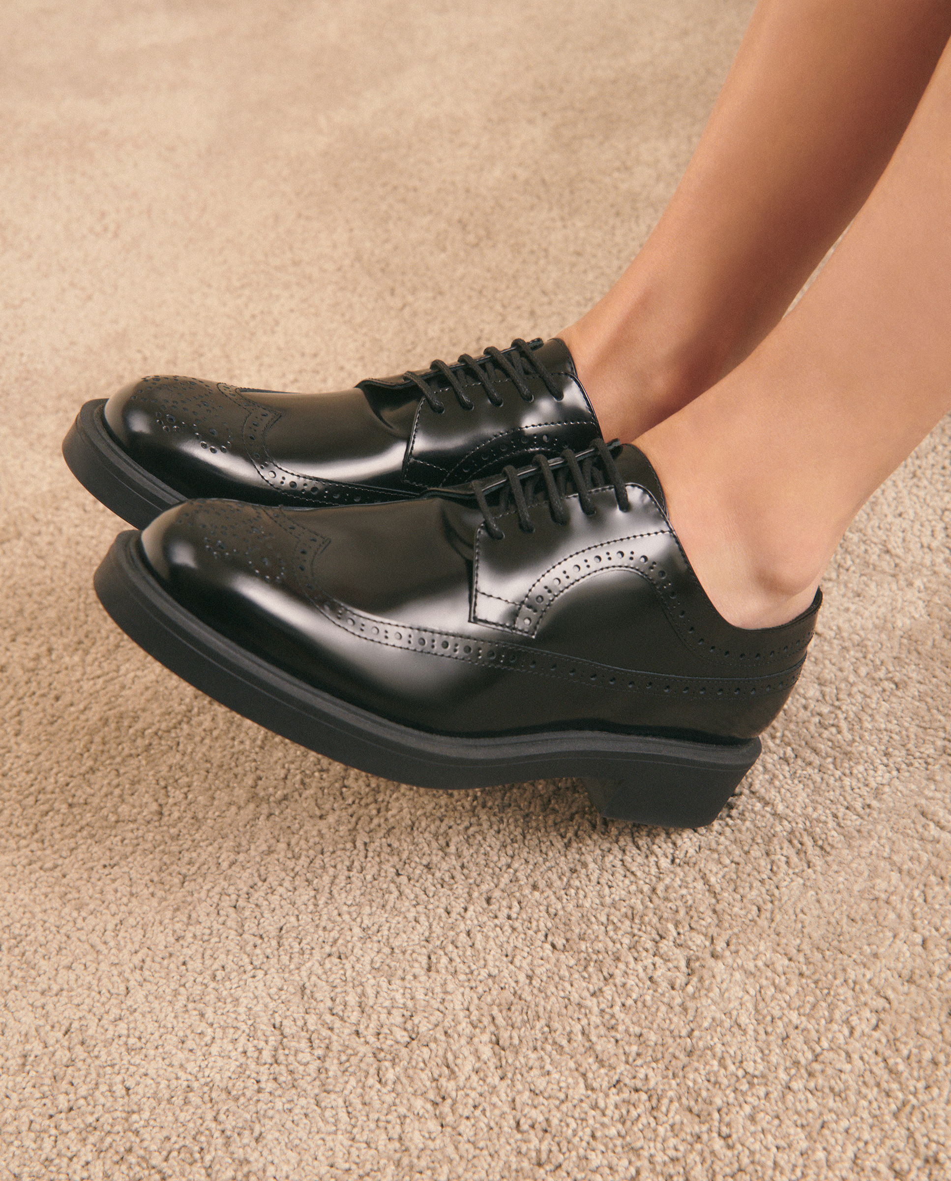 Zapatos Acordonados Ashley Negros Piel